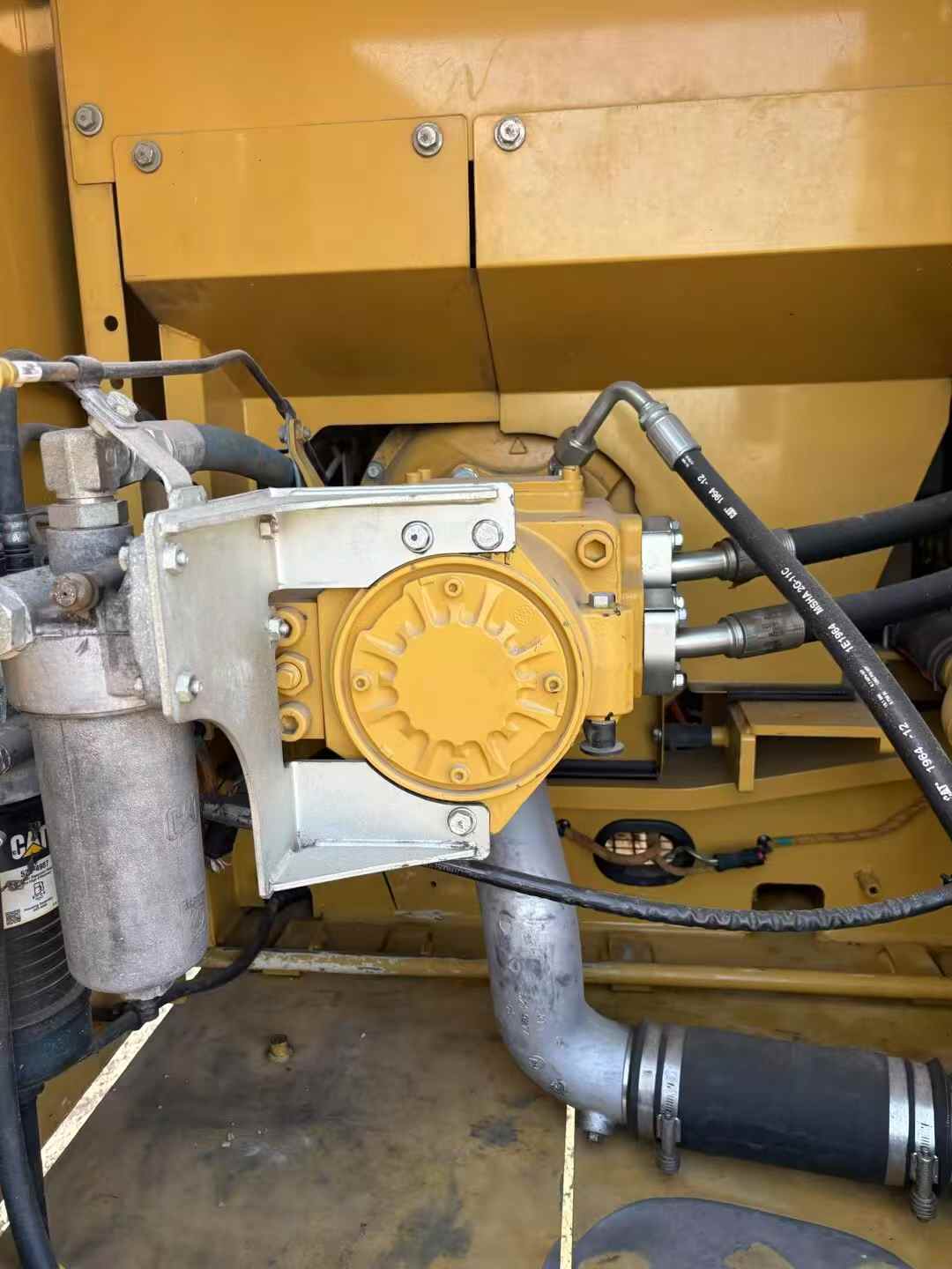 Used Caterpillar 330L Excavator 2020 Model / 7