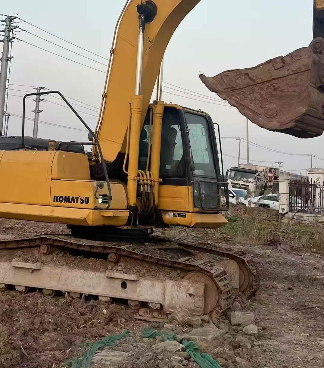 Used Komatsu PC210 Excavator 2018 Model / 2