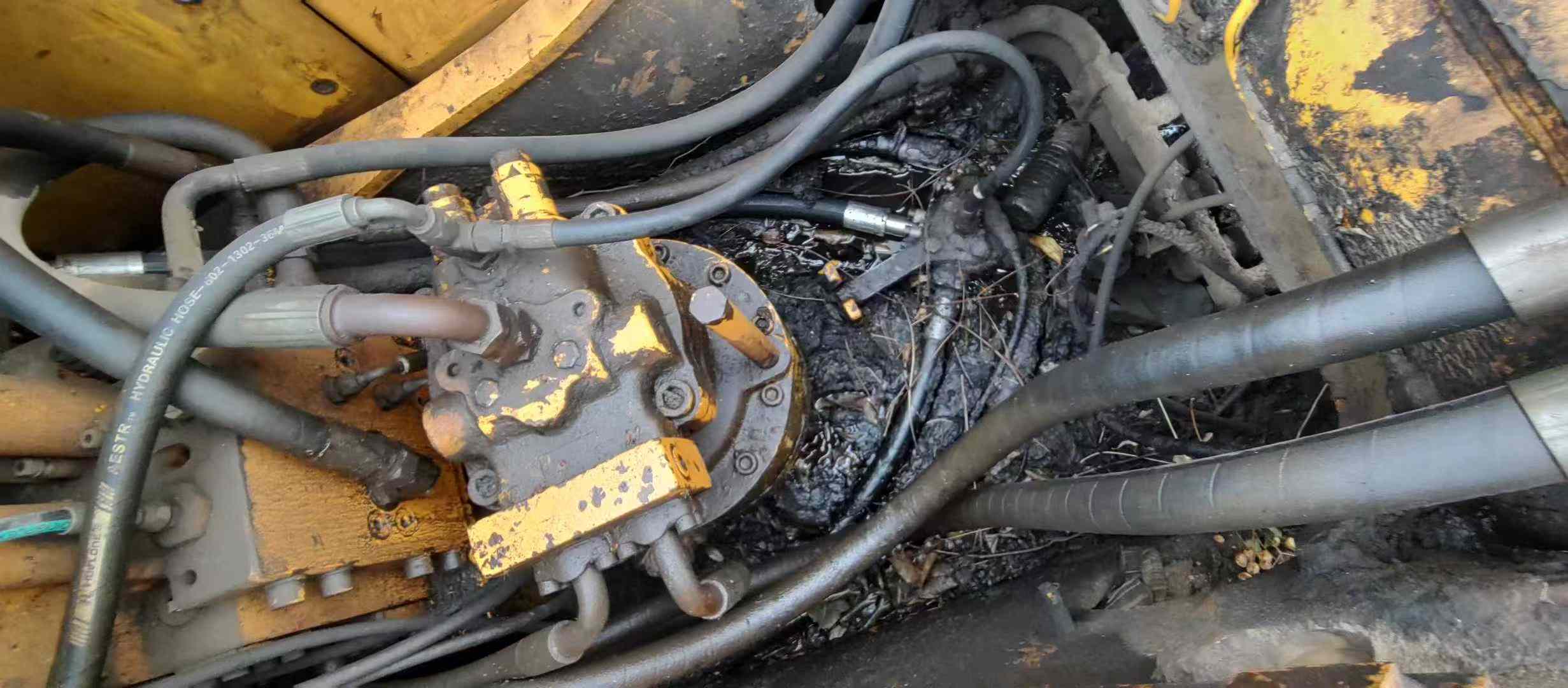 Used Hyundai R215-7 Excavator 2016 Model / 5