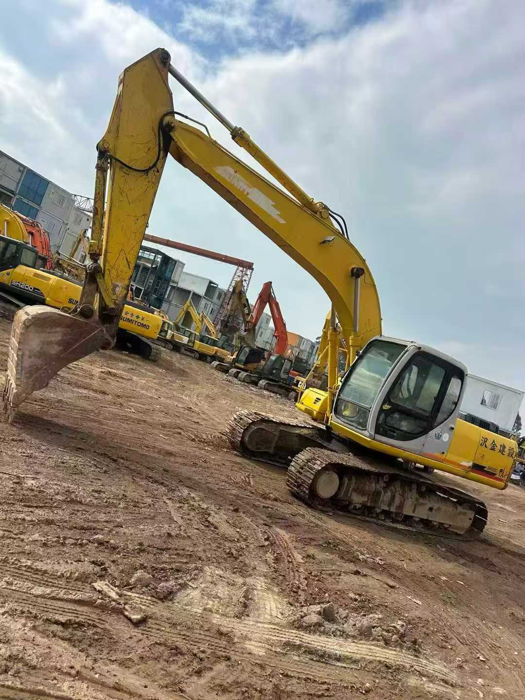 Used Sumitomo SH200-3 Excavator 2016 Model / 4