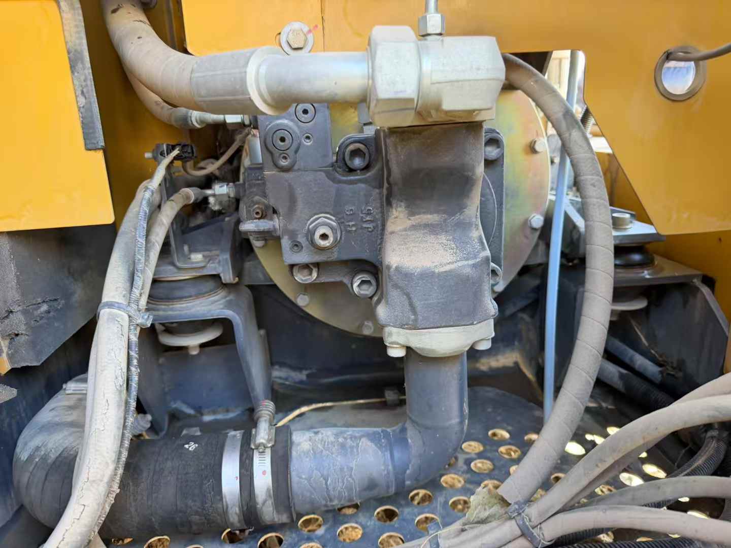 Used XCMG XE75WD Excavator 2020 Model / 2