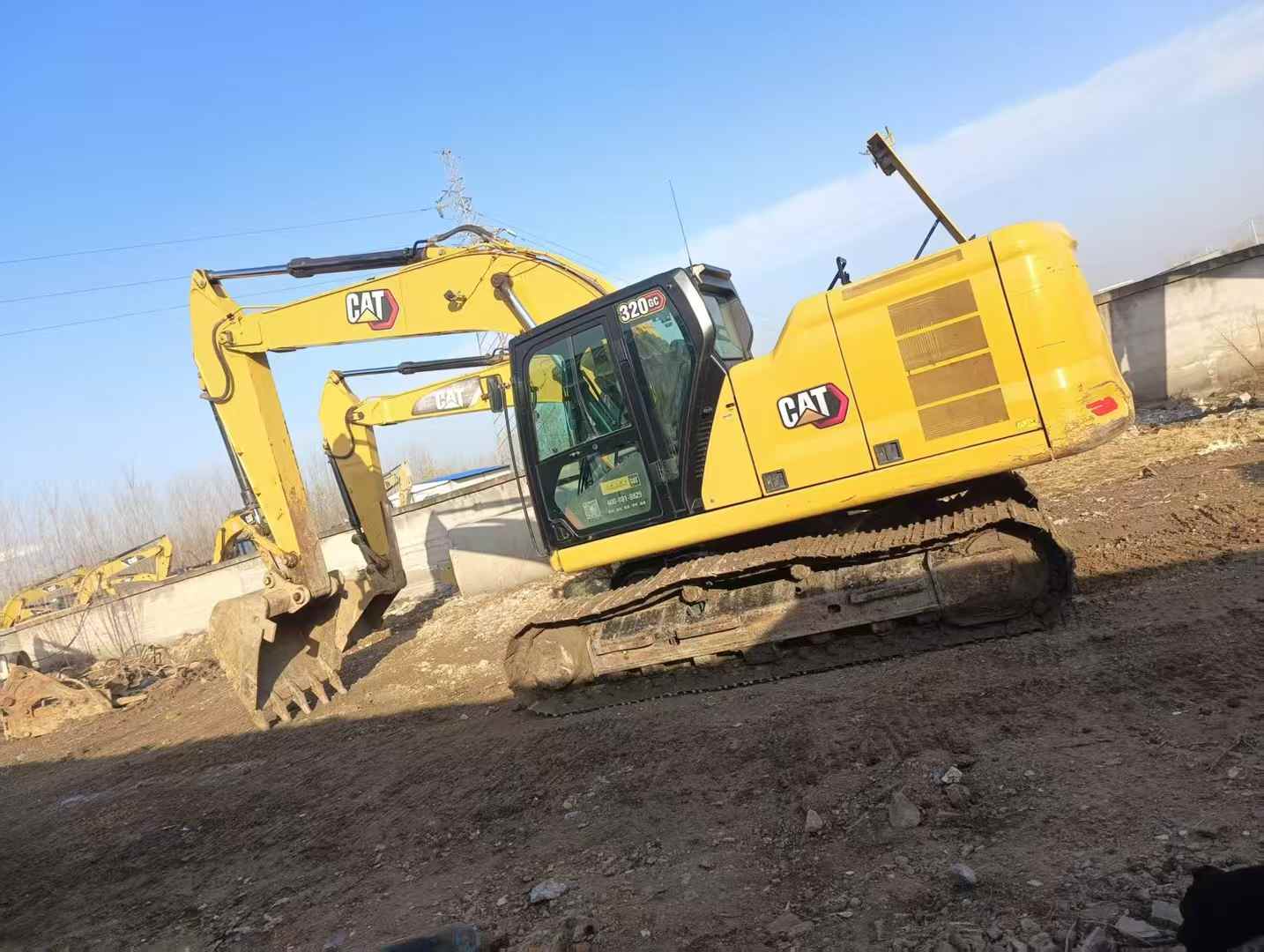 Купить Caterpillar 320A Подержанный Экскаватор