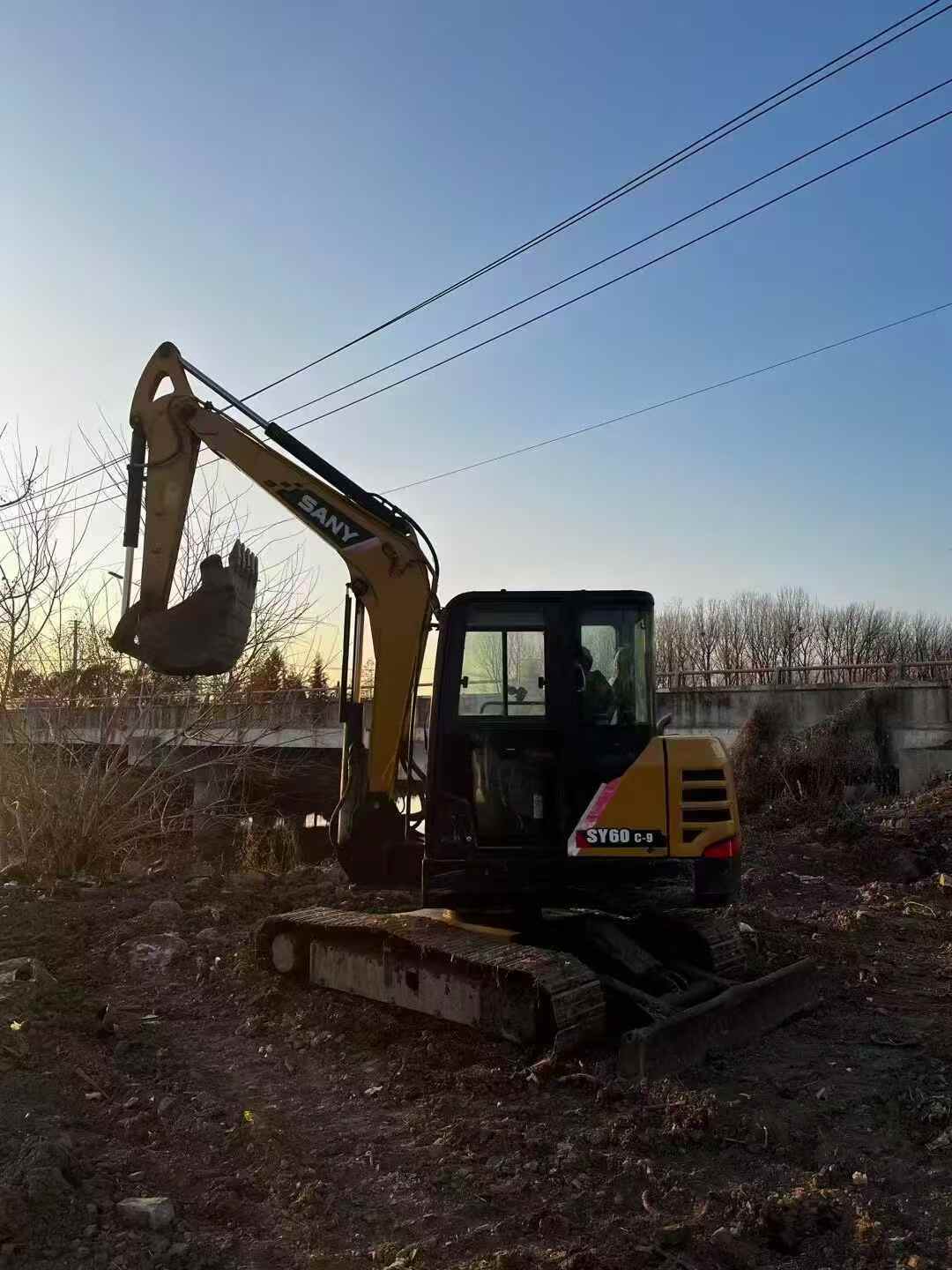 Buy Sany SY55 Used Excavator / 1