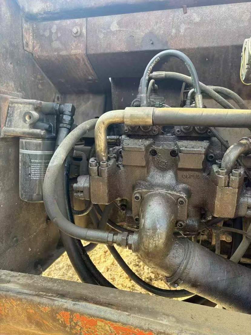 Used Hitachi ZAXIS200 Excavator 2016 Model / 4