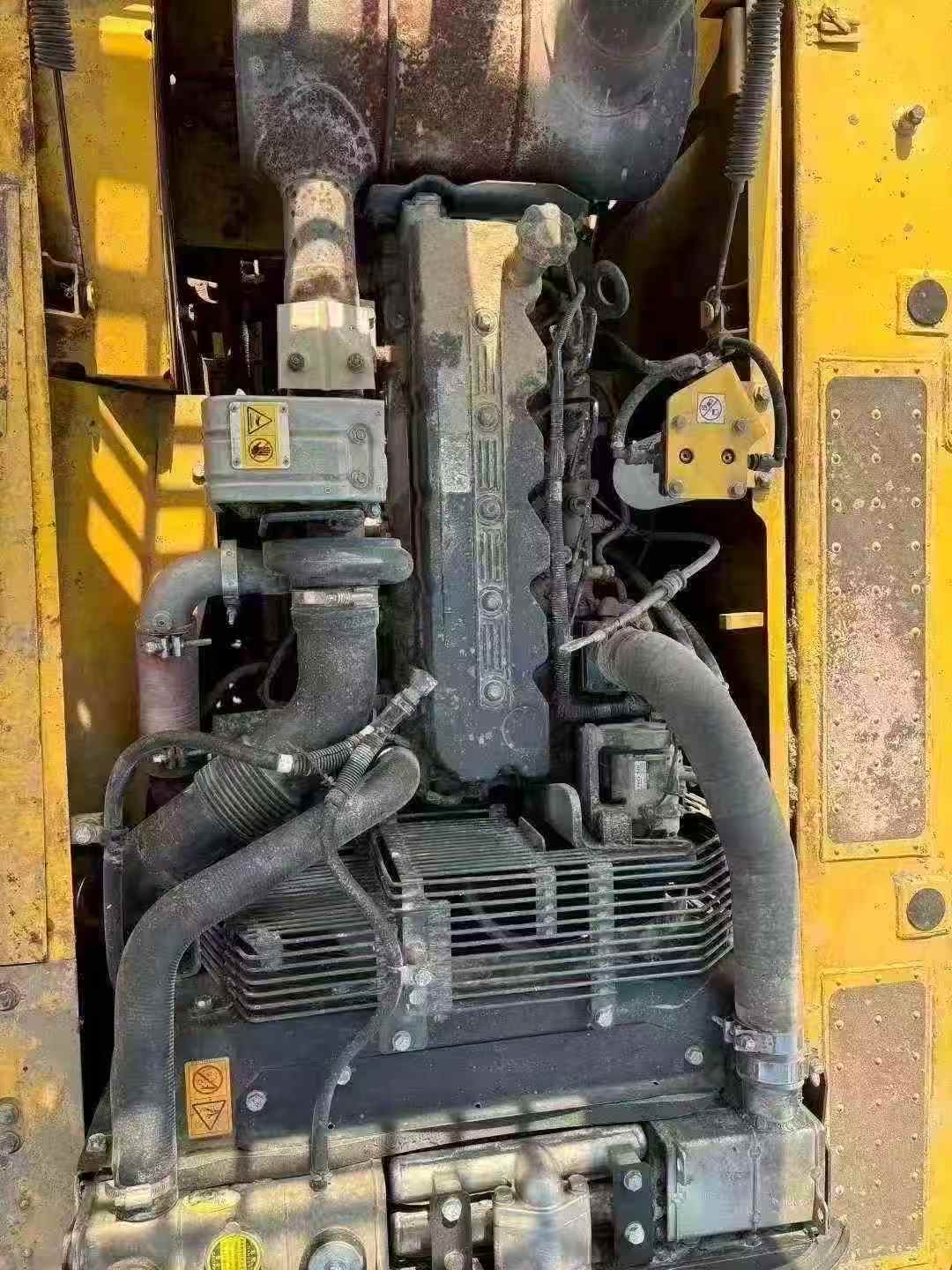 Used Komatsu PC200-8 Excavator 2018 Model / 6