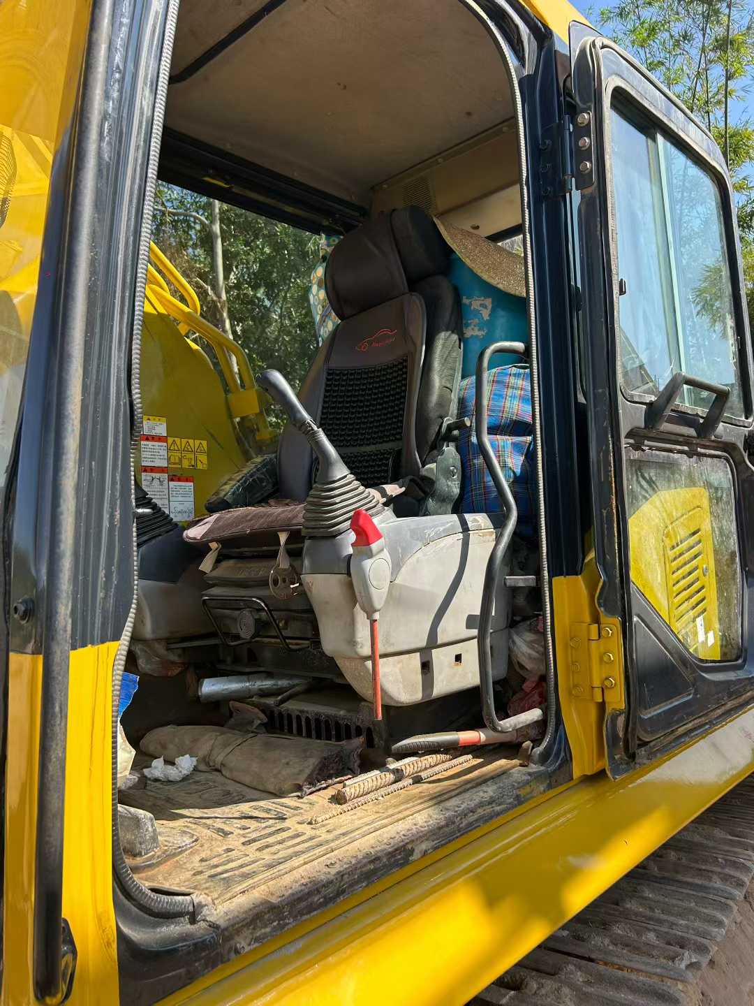 Used Komatsu PC60 Excavator 2016 Model / 6