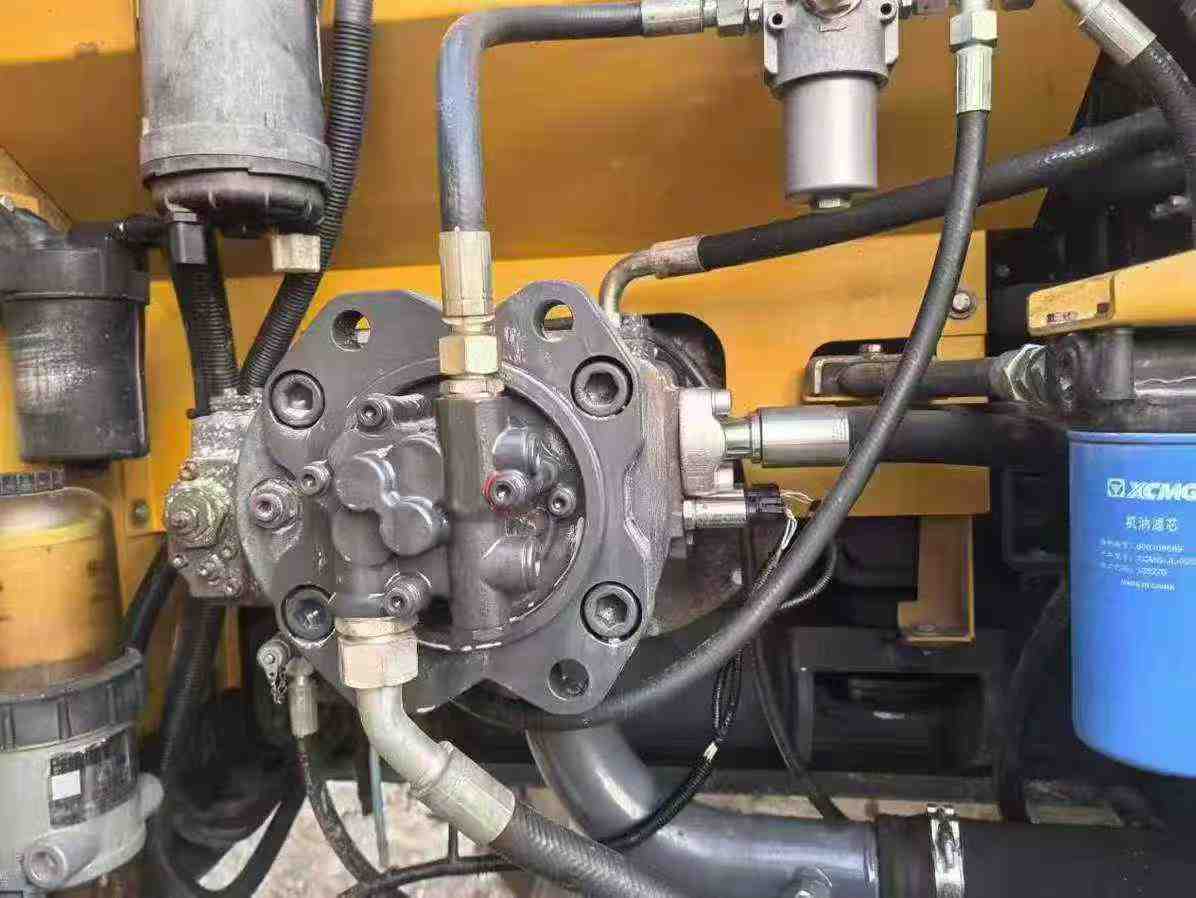 Used XCMG XE40 Excavator 2016 Model / 3