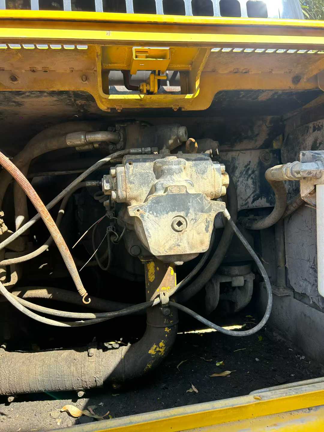 Used Komatsu PC60 Excavator 2016 Model / 4