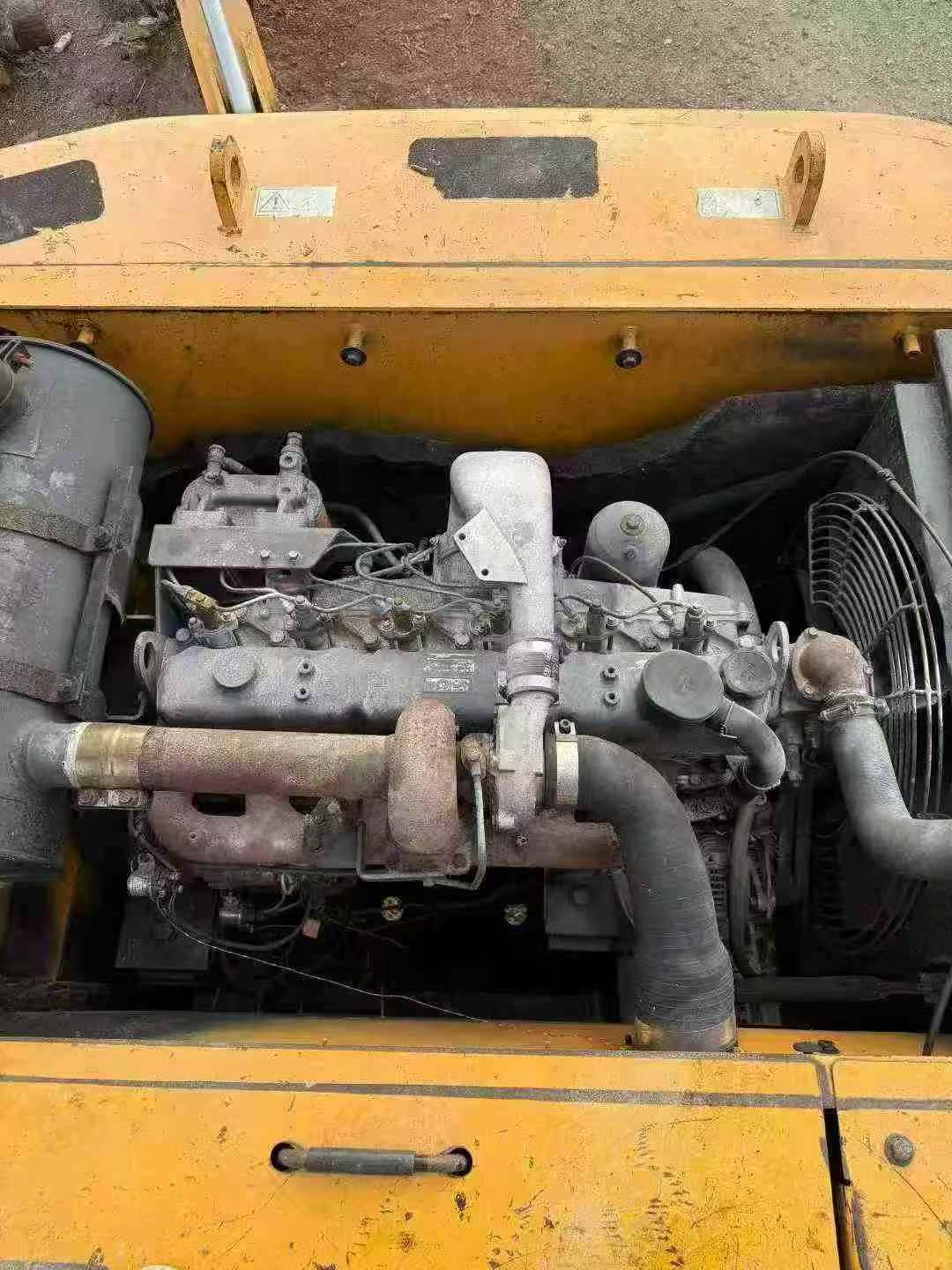 Used Hyundai R215-7 Excavator 2014 Model / 6