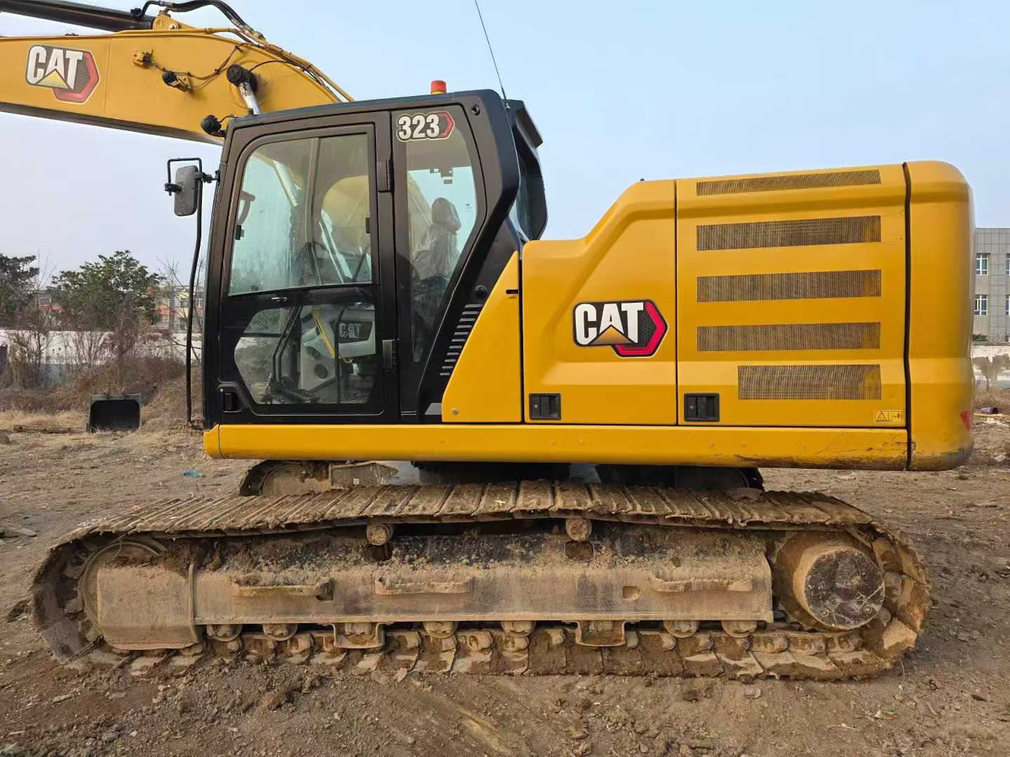 Used Caterpillar 323 Excavator 2020 Model / 2