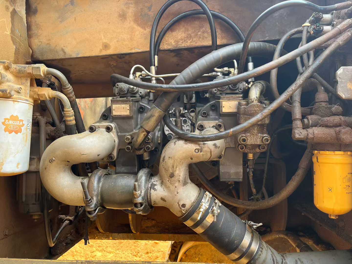 Купить Подержанный Экскаватор Hitachi EX350H-5 / 6