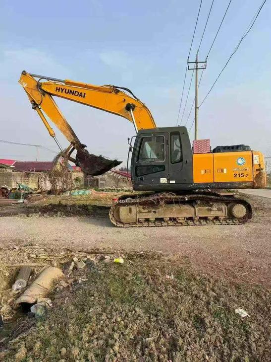 Buy Hyundai R215-7 Used Excavator / 1