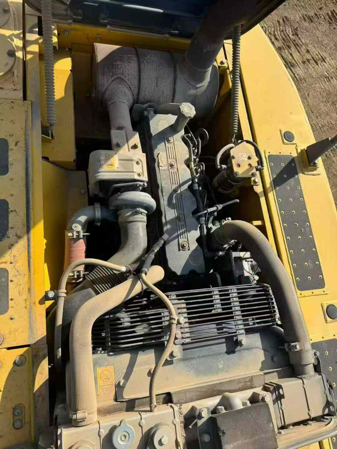 Used Komatsu PC200 Excavator 2018 Model / 7