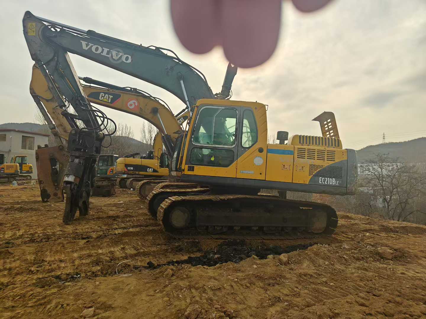 Used Volvo EW210C Excavator 2016 Model