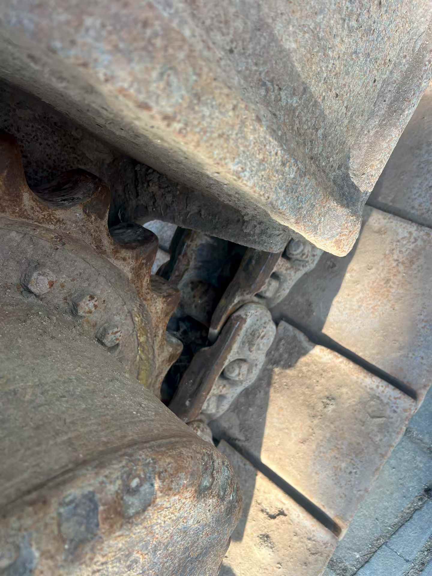 Used XCMG XE215 Excavator 2012 Model / 3