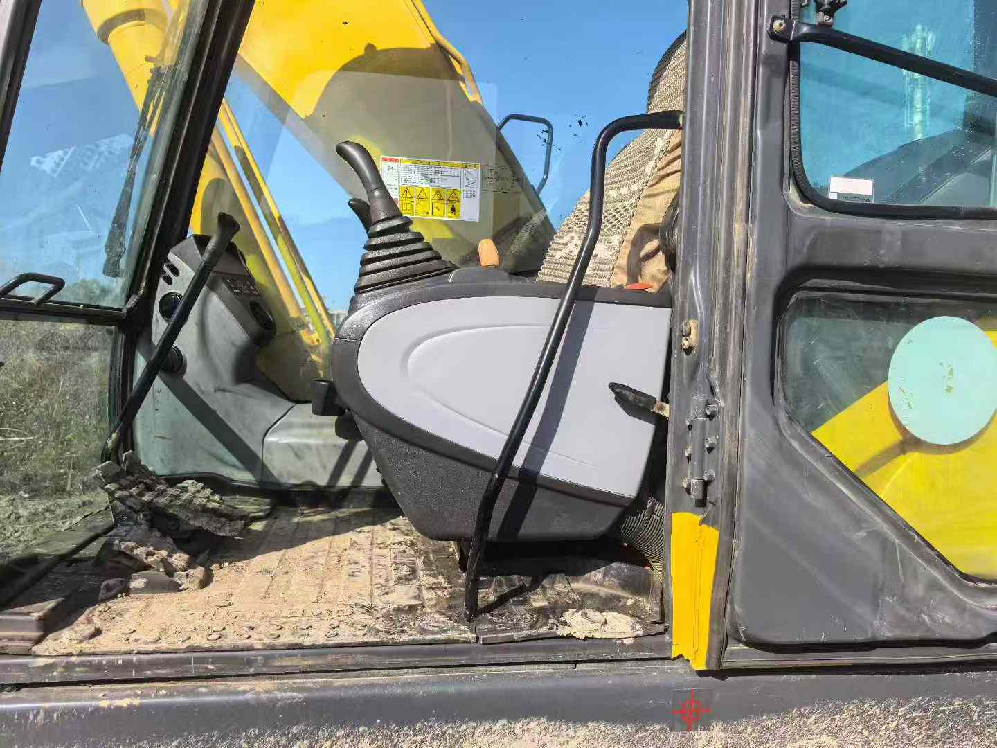 شراء حفارة Sumitomo SH260LC-6 مستعملة / 7