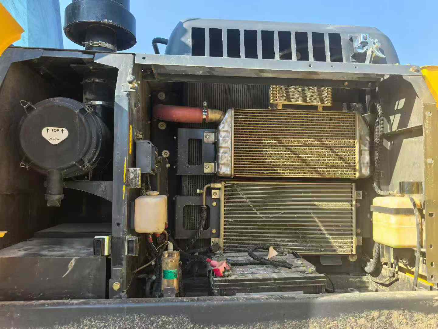 شراء حفارة Sumitomo SH260LC-6 مستعملة / 8