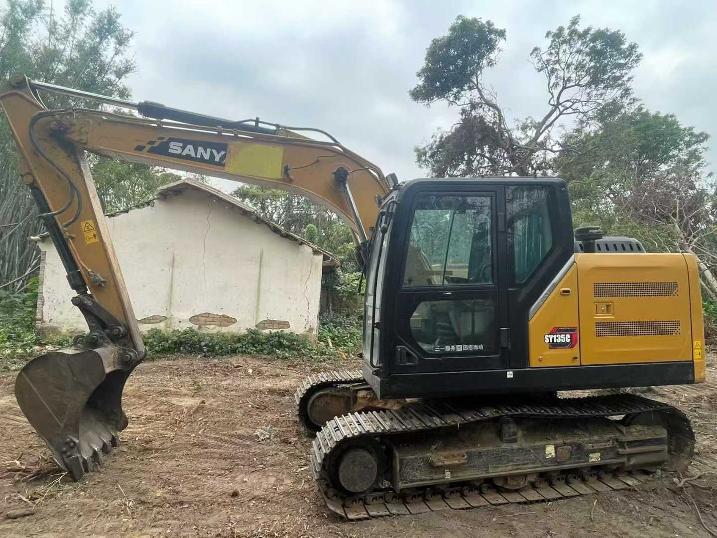 Used Sany SY135 Excavator 2024 Model / 4