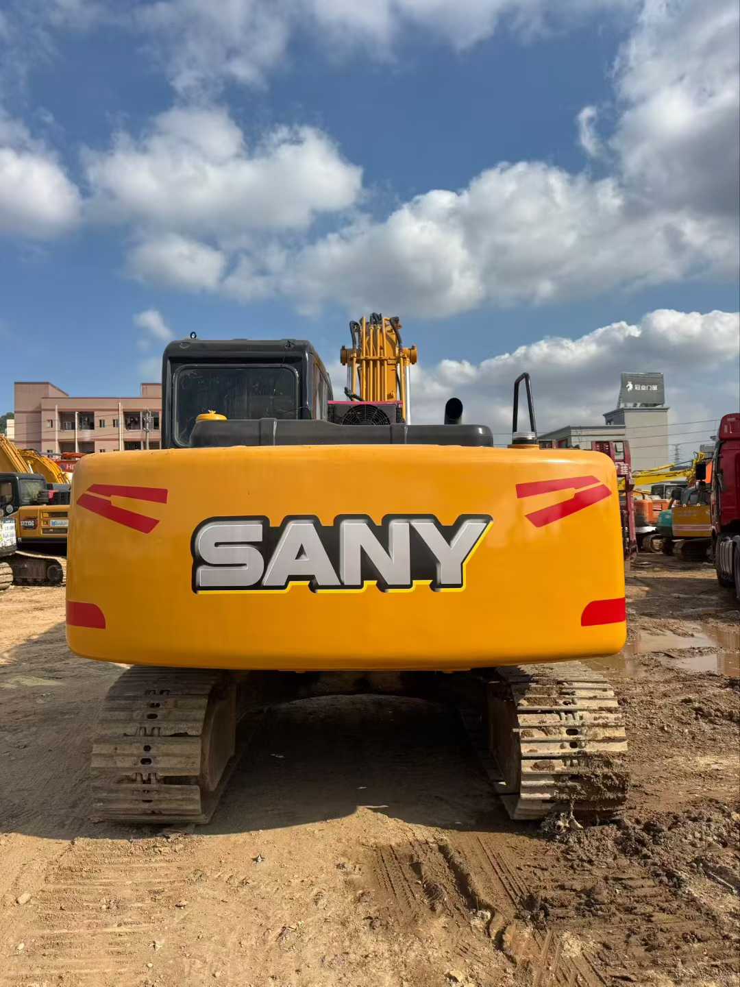 Used Sany SY135 Excavator 2016 Model / 9