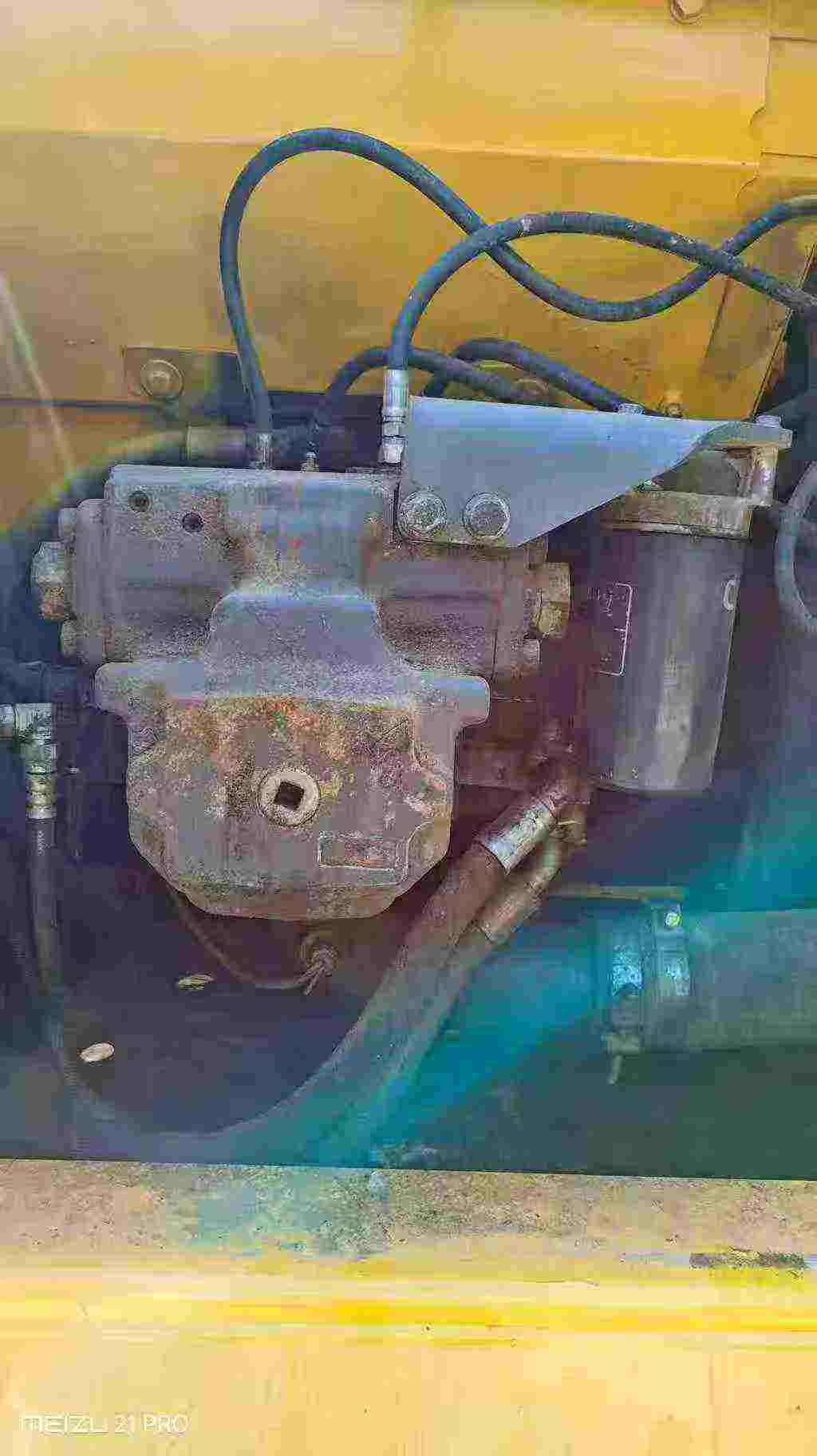 Used Komatsu PC210LC-8 Excavator 2016 Model / 6