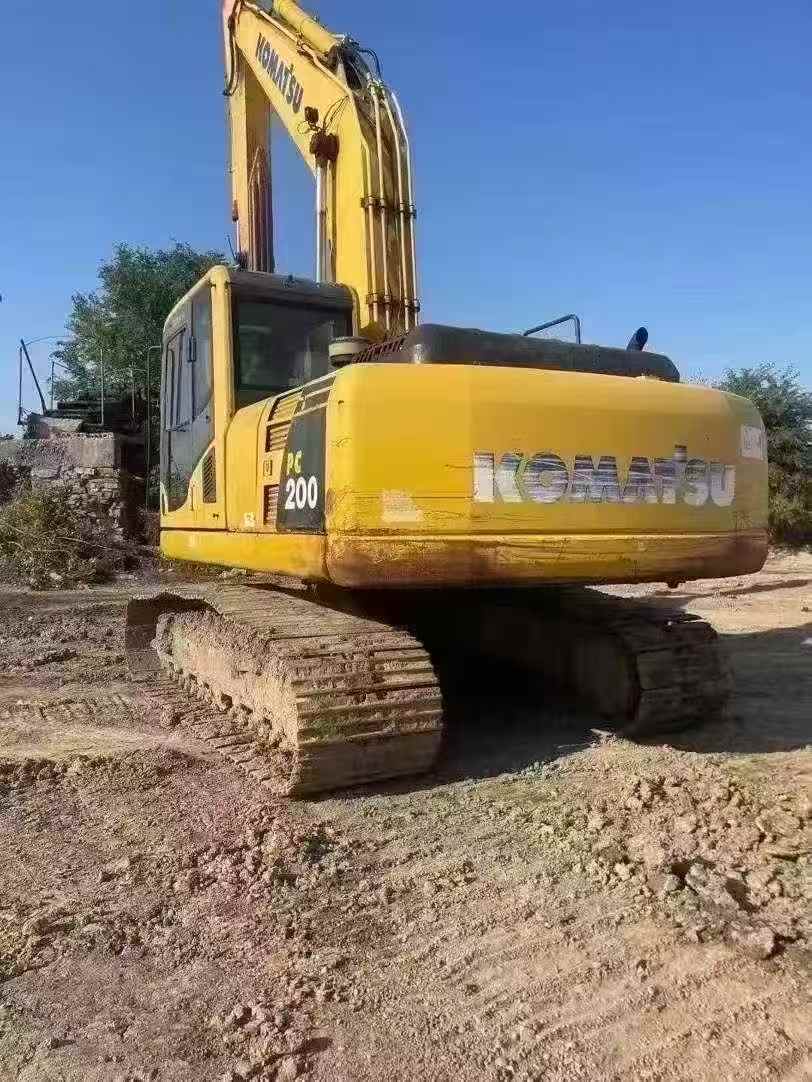 Used Komatsu PC200 Excavator 2014 Model