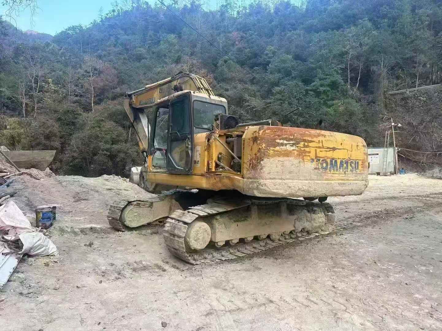 Used Komatsu PW220-7 Excavator 2016 Model / 3