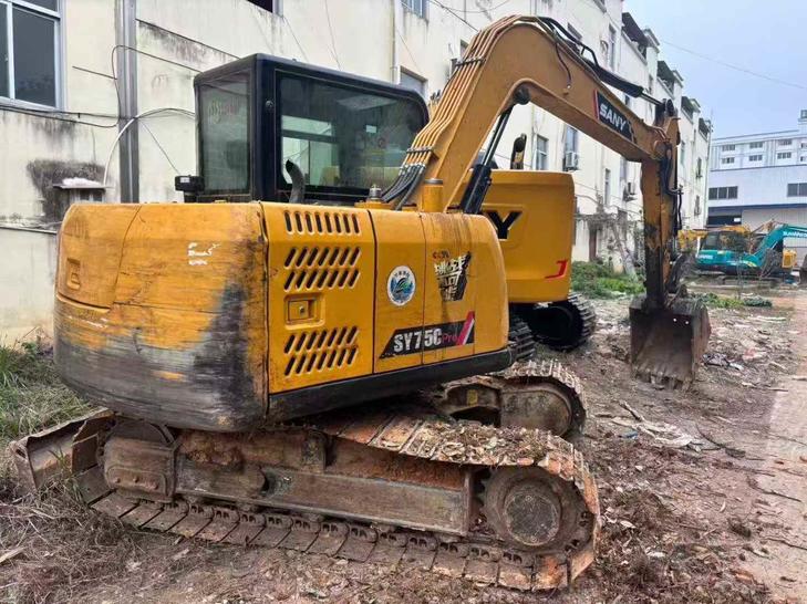 Buy Sany SY75 Used Excavator / 1