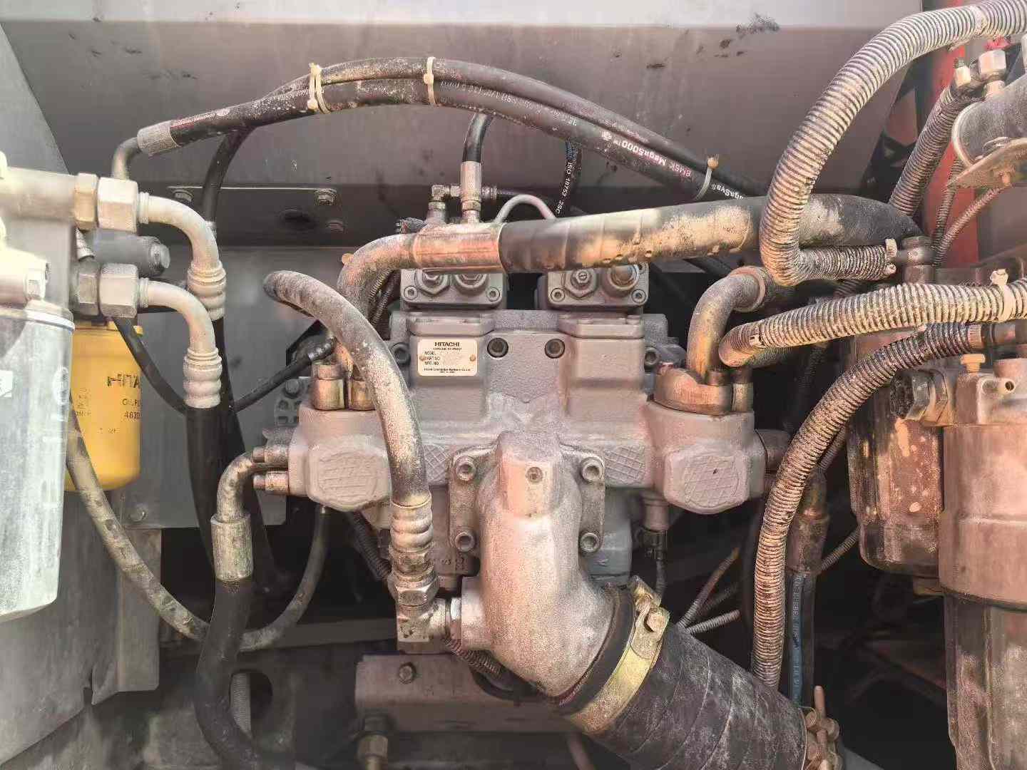 Used Hitachi ZAXIS200 Excavator 2016 Model / 9