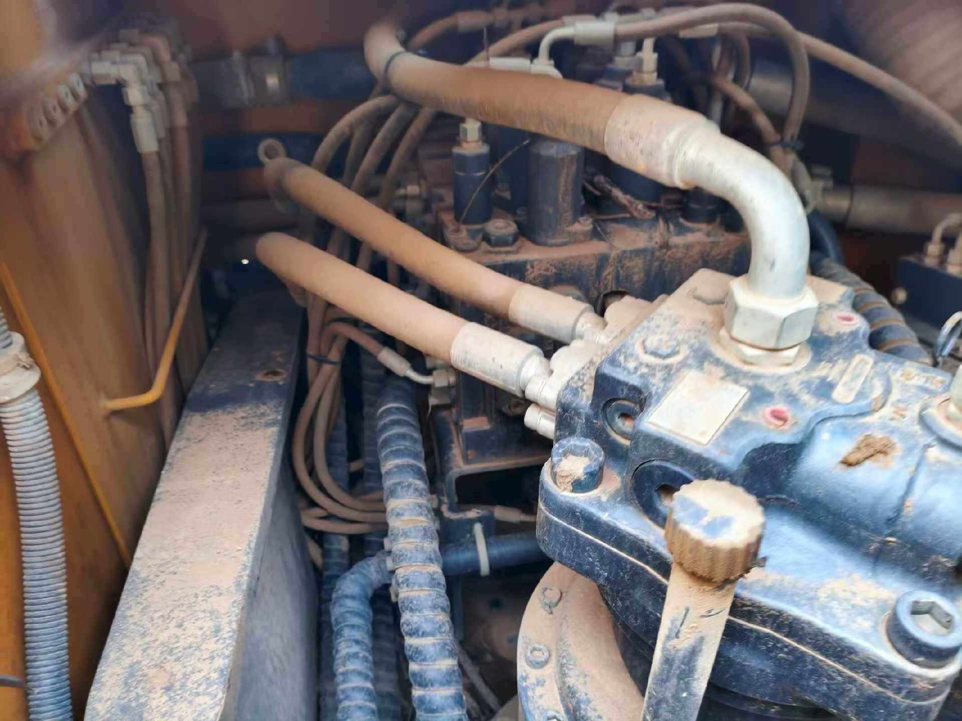 Used XCMG XE205DA Excavator 2021 Model / 5