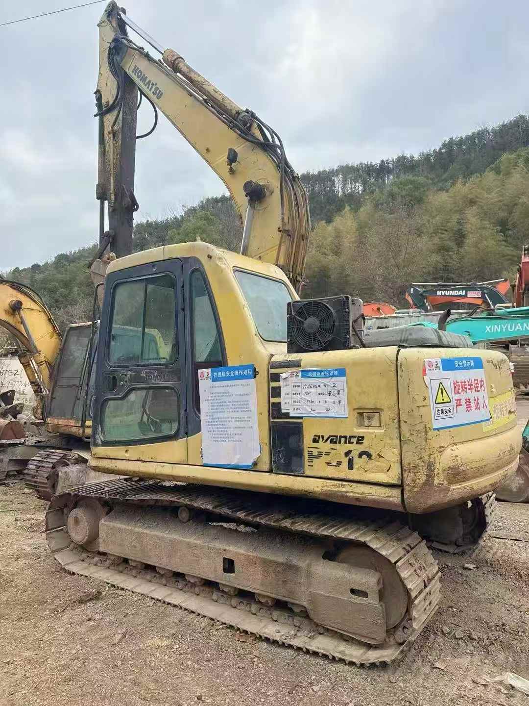 Used Komatsu PC120-6 Excavator 2016 Model / 3