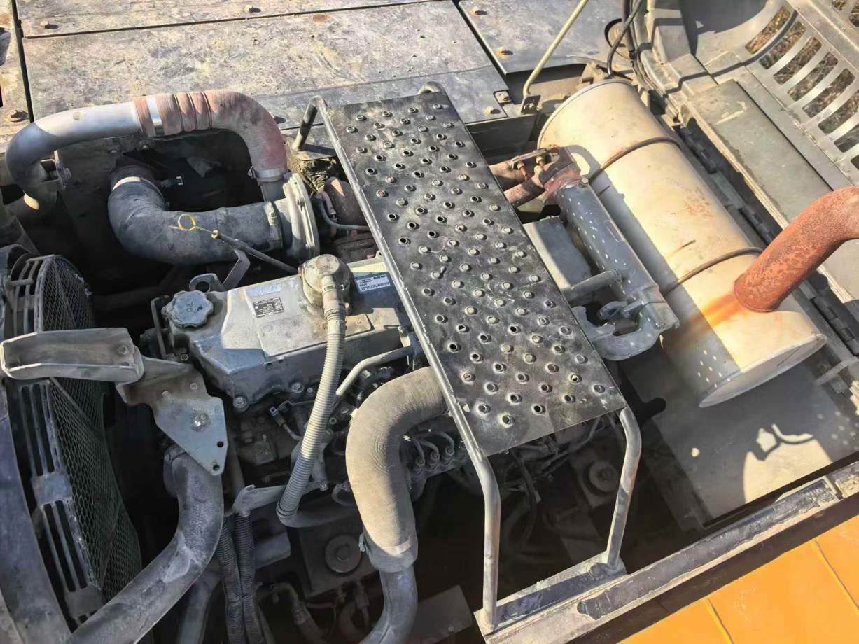 Used Case CX360 Excavator 2016 Model / 7