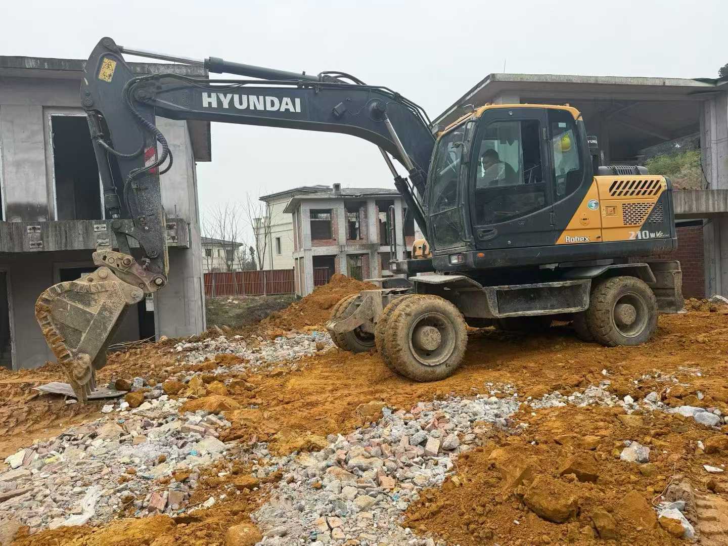 Used Hyundai R150WVSNPRO Excavator 2022 Model