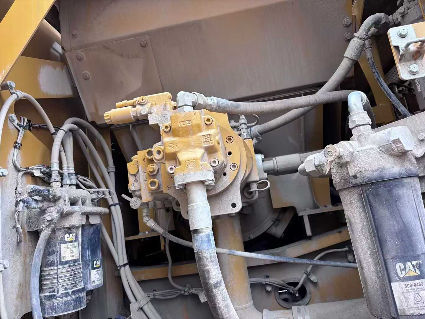 Used XCMG XE550DK Excavator 2022 Model / 3