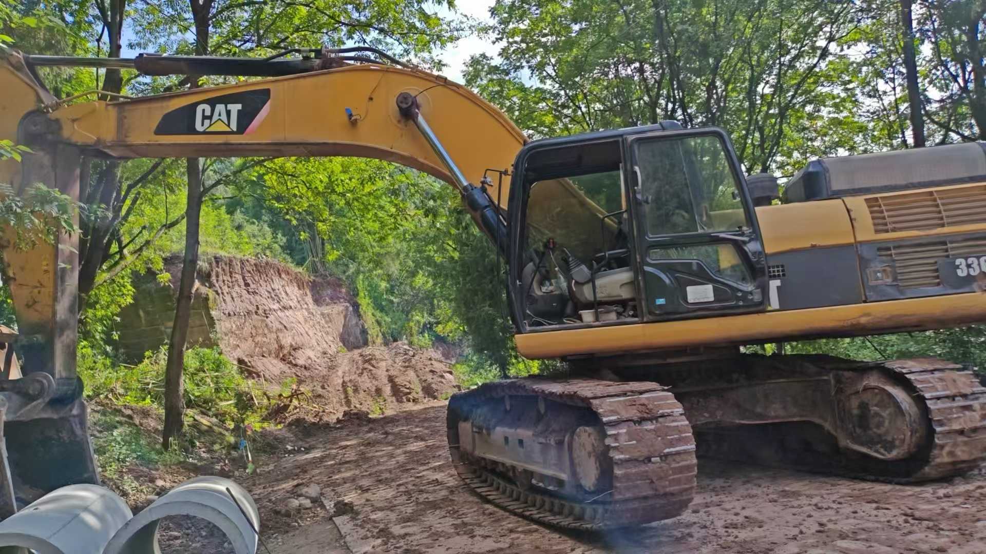 Used Caterpillar 336FLH Excavator 2013 Model / 4