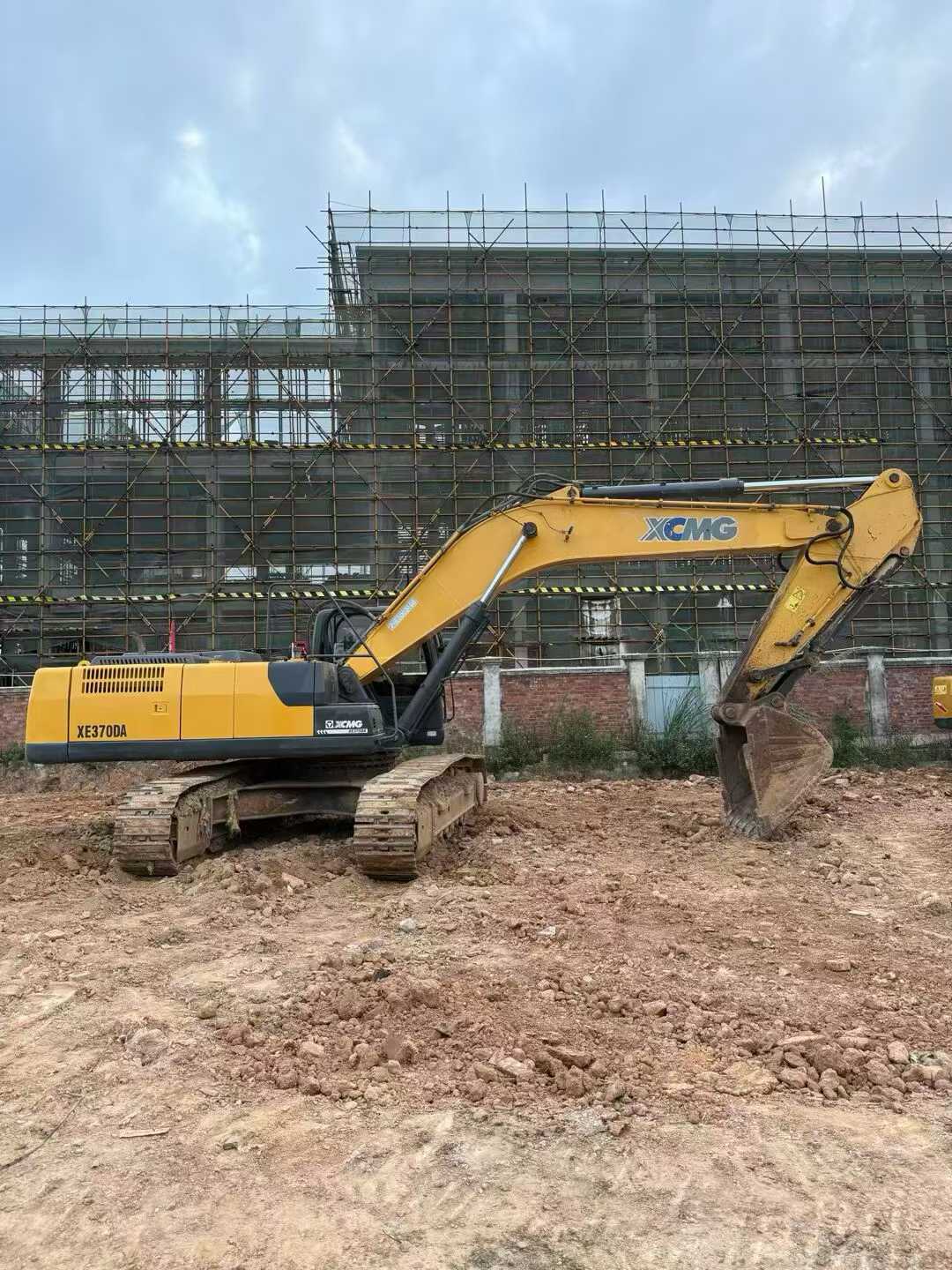 Used XCMG XE370 Excavator 2016 Model