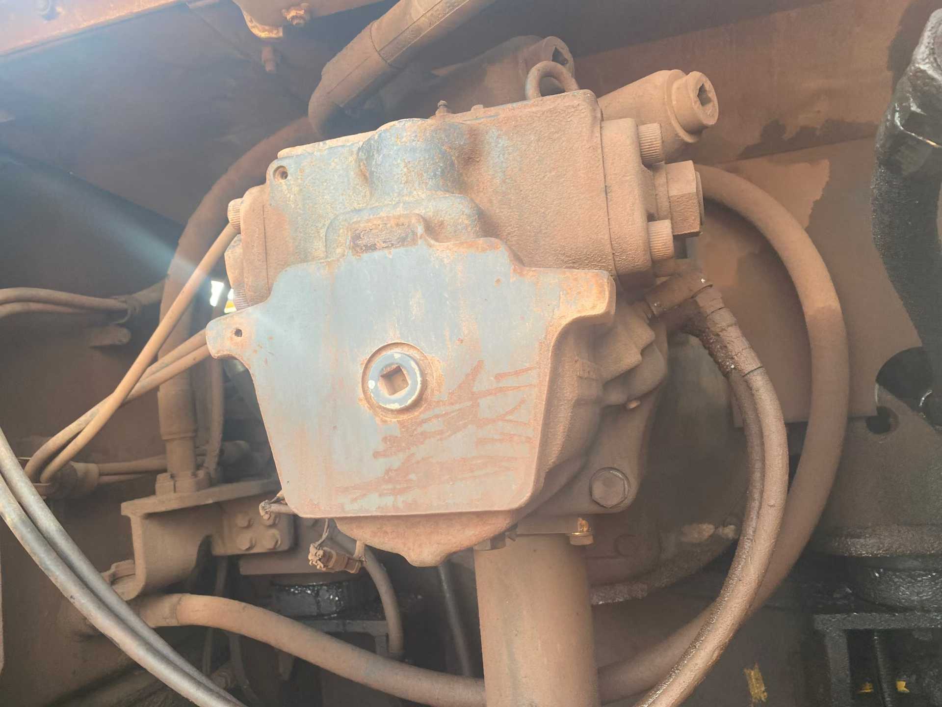 Used Komatsu PC60-7 Excavator 2016 Model / 8