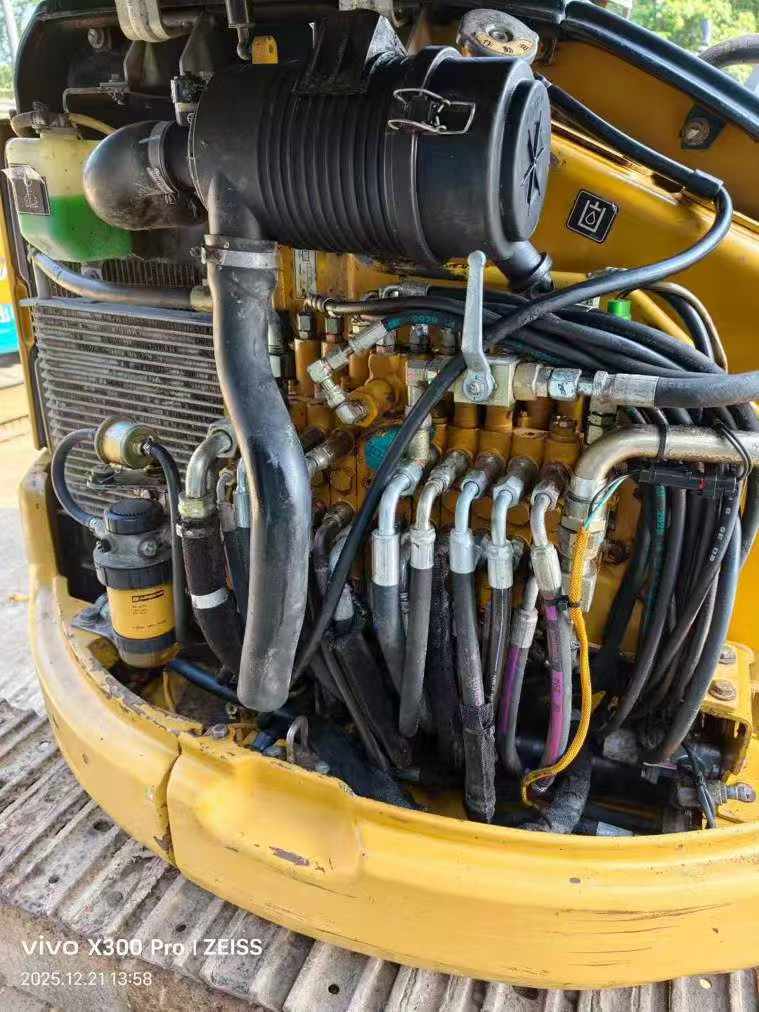 Used Caterpillar 303SR Excavator 2016 Model / 6