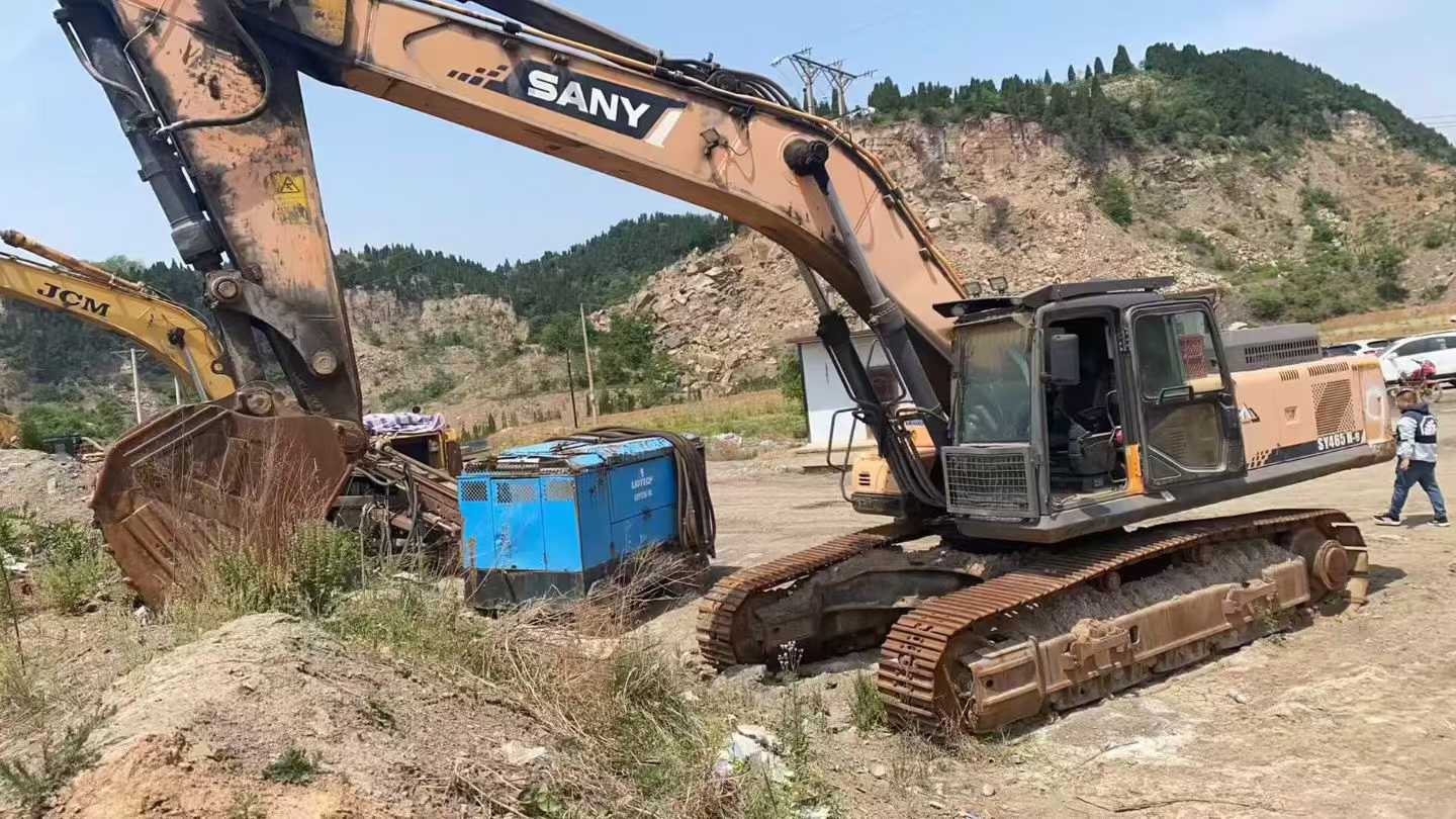 Used Sany SY465H Excavator 2014 Model / 4