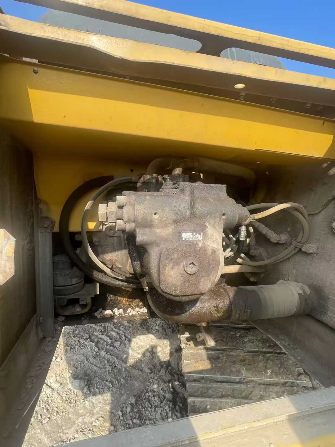 Used Komatsu PC200-6 Excavator 2016 Model / 7