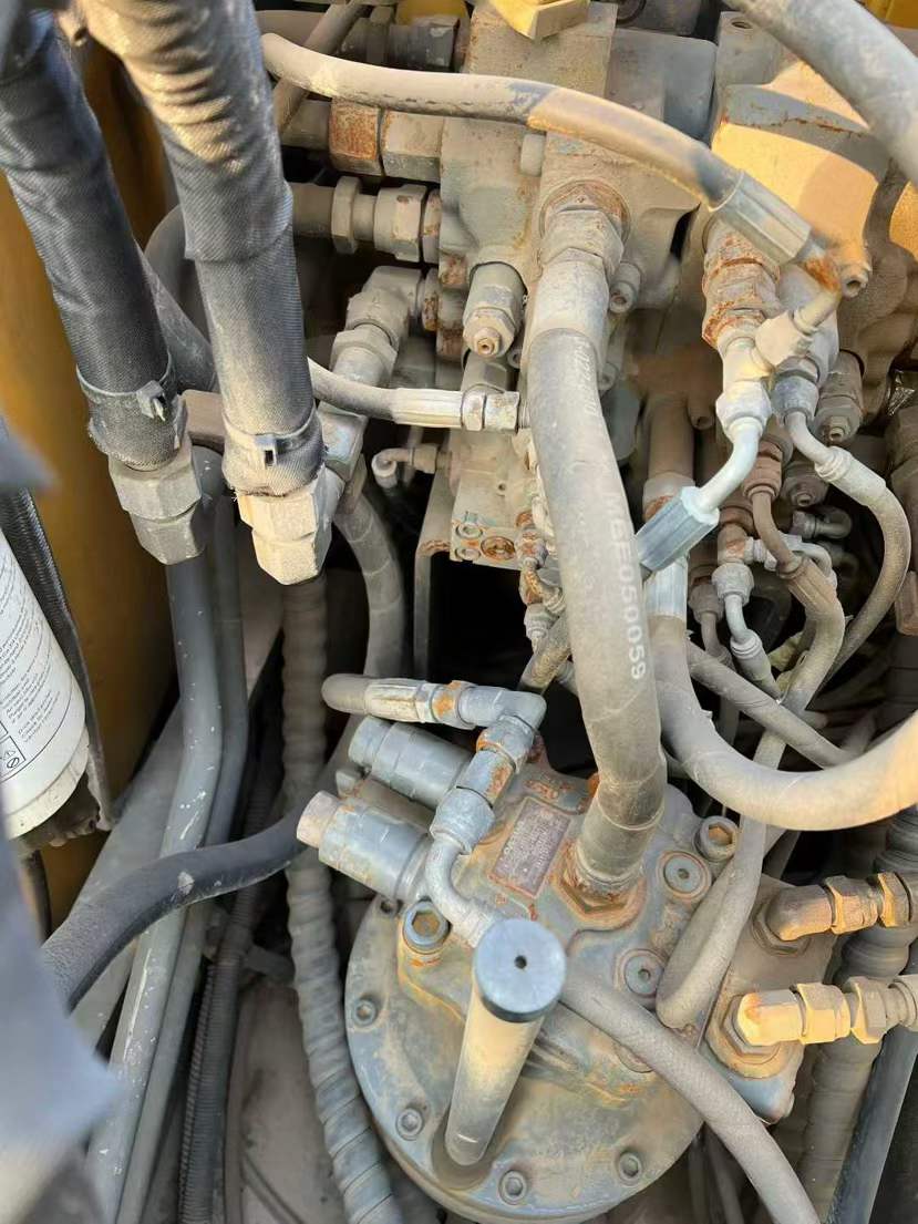 Used Volvo EC140 Excavator 2016 Model / 9