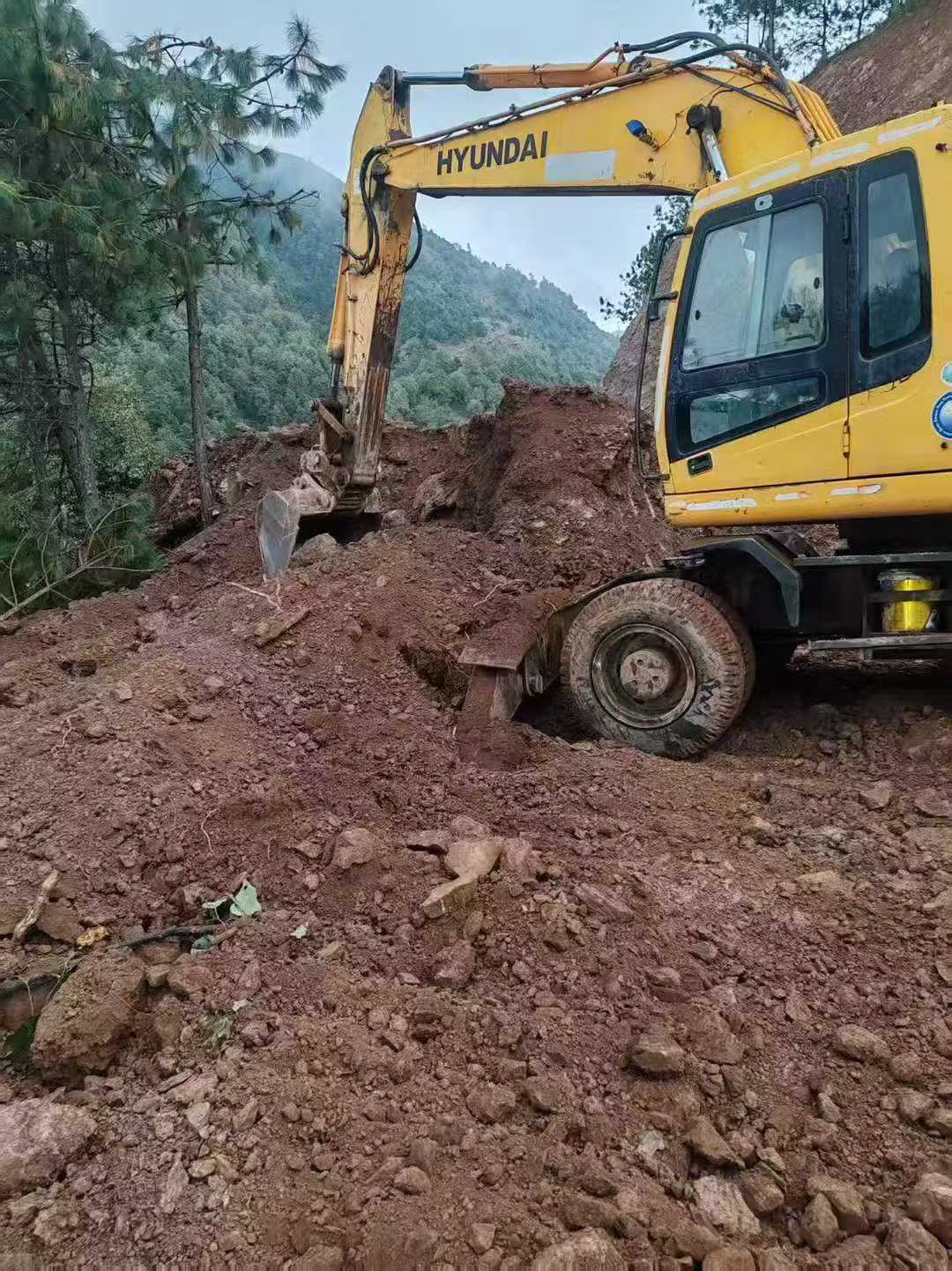 Used Hyundai R210WVS Excavator 2016 Model