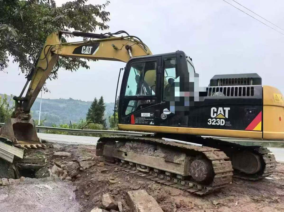 Used Caterpillar CT18 Excavator 2014 Model