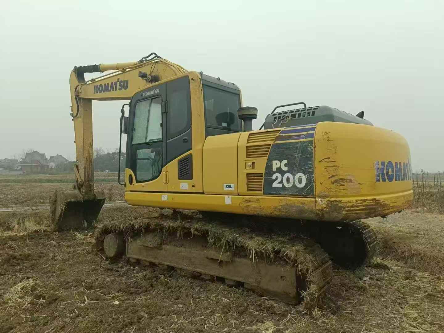 Used Komatsu PC200-8 Excavator 2017 Model / 2