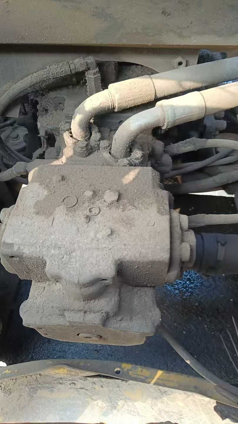 Used Komatsu PW200-7 Excavator 2016 Model / 3