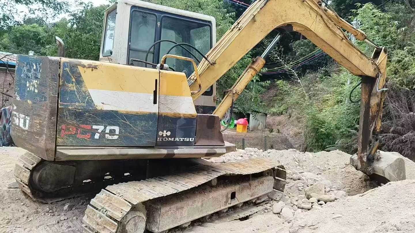 Used Komatsu PC60-6 Excavator 2016 Model / 2