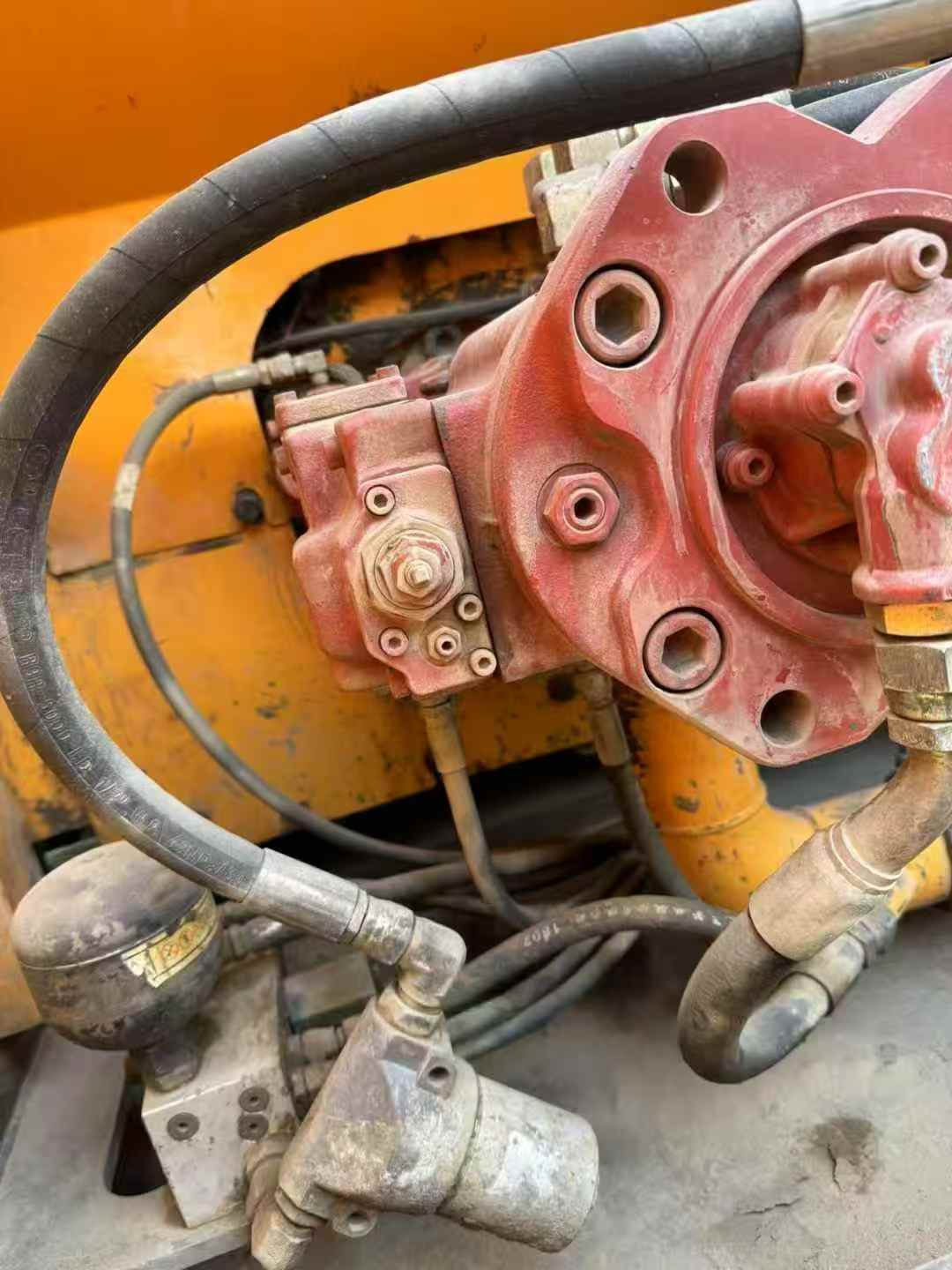 Used Hyundai R215-7C Excavator 2015 Model / 5