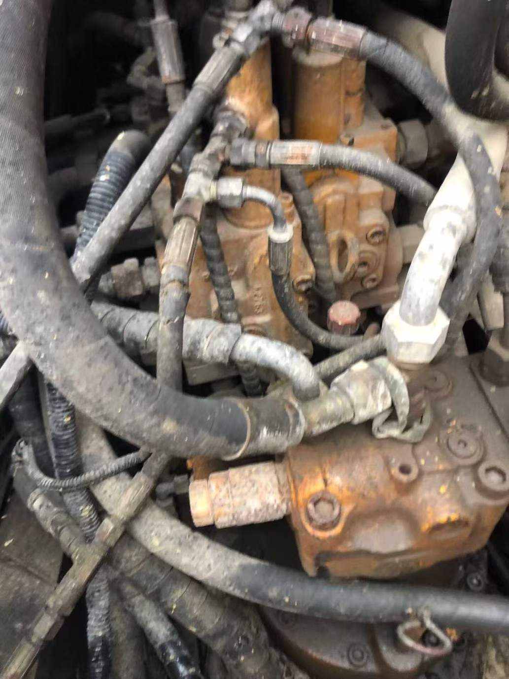 Used Sany SY135 Excavator 2013 Model / 4