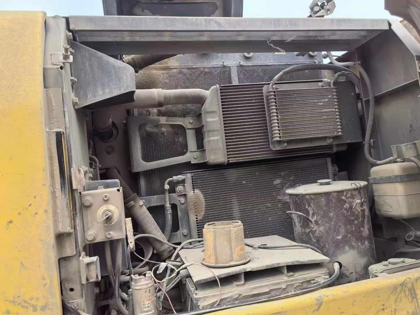 Used Sumitomo SH210-5 Excavator 2015 Model / 8