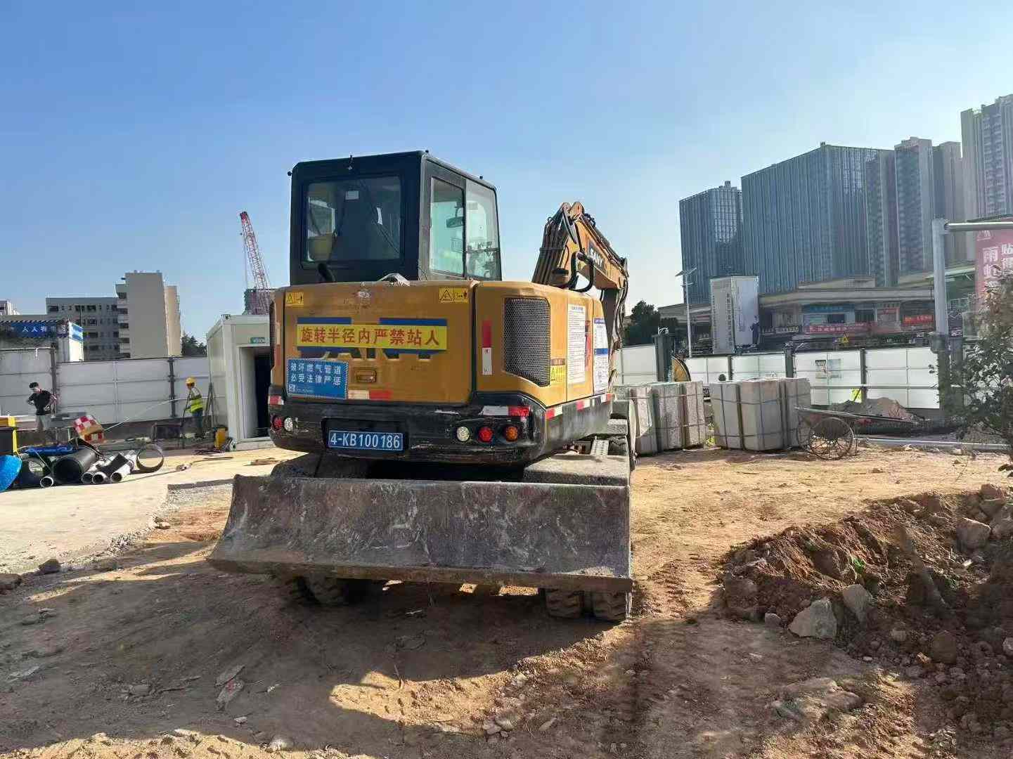 Used Sany SY65W Excavator 2016 Model / 3