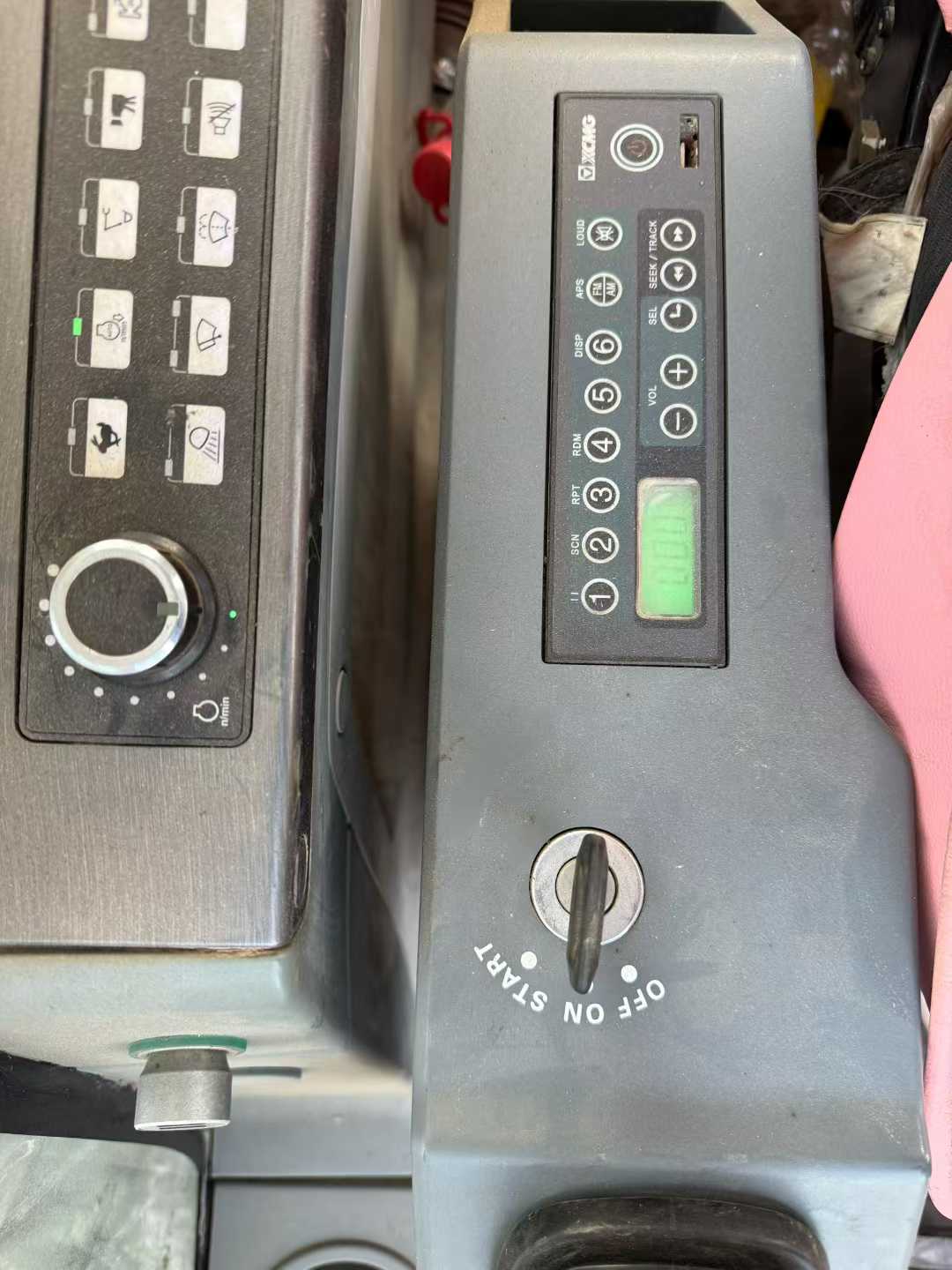 Used XCMG XE270GK Excavator 2021 Model / 6